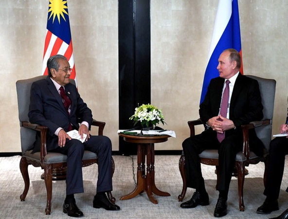 Image result for tun m & vladimir putin