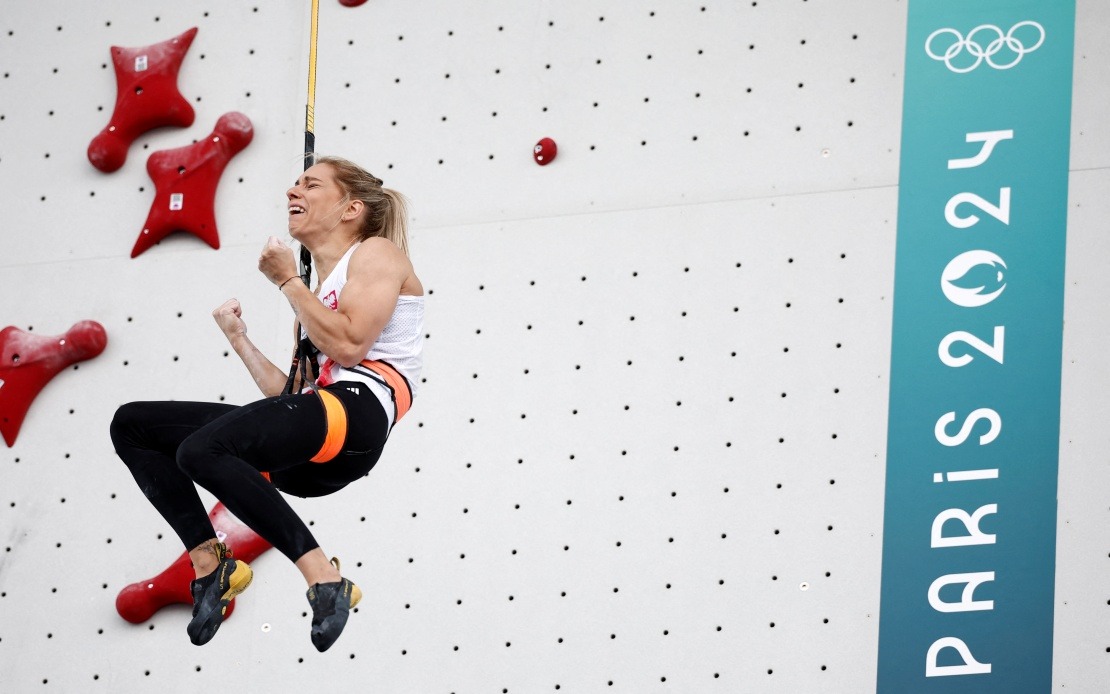 Paris 2024 World Record Holder Miroslaw Wins Women's Speed Climbing